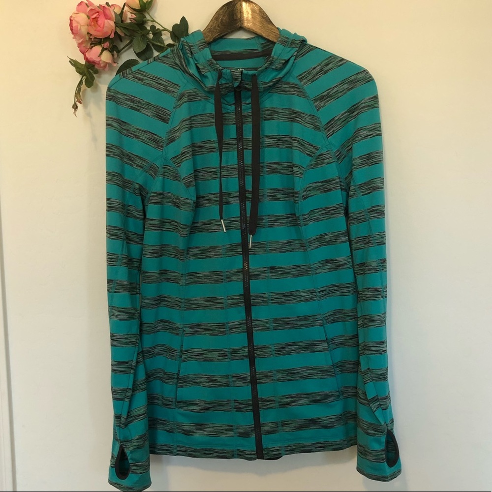 🌸Lukka Athletic Hoody🌸